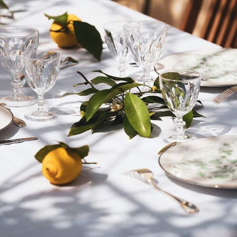 What Flowers Are Best To Give Your Wife At Dinner