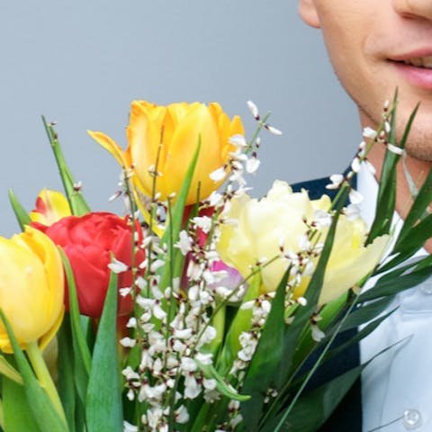 Why Aren’t There Many Flowers for Men?