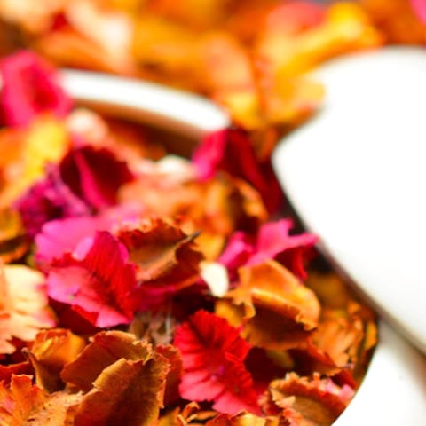 Great alternative uses for your overseas flower delivery